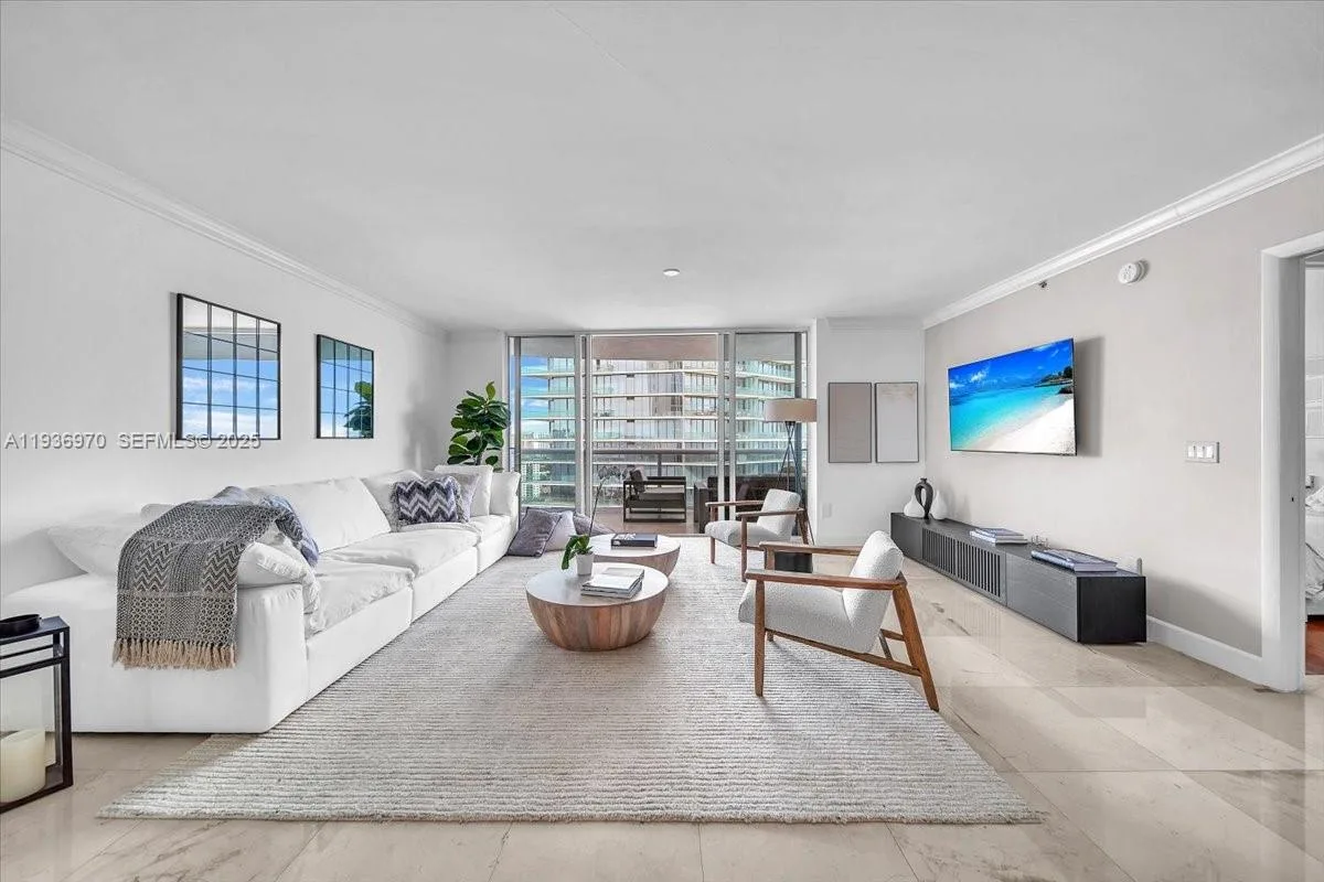 18911 Collins Ave # 2802, Sunny Isles Beach, FL 33160 photo 4