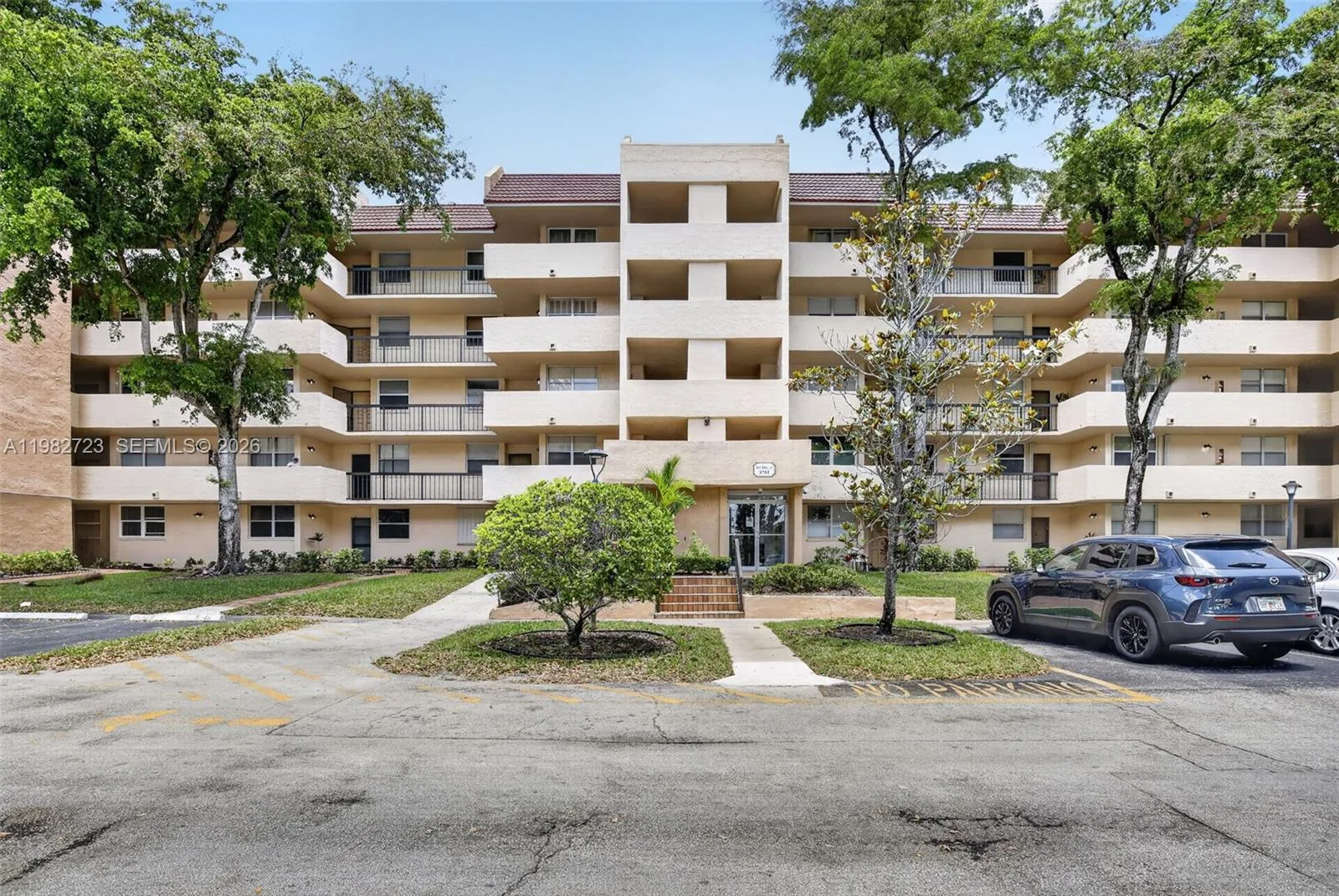 3751 Environ Blvd # 141, Lauderhill, FL 33319 photo 5