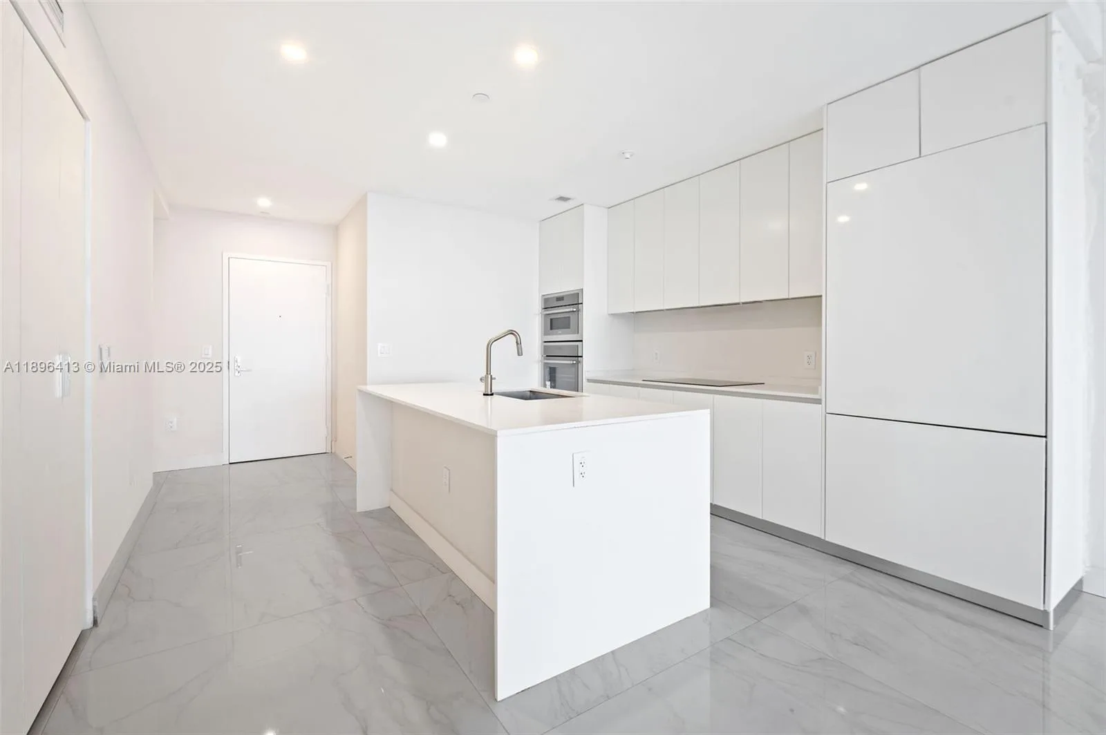 700 NE 24th St # 702, Miami, FL 33137 photo 13