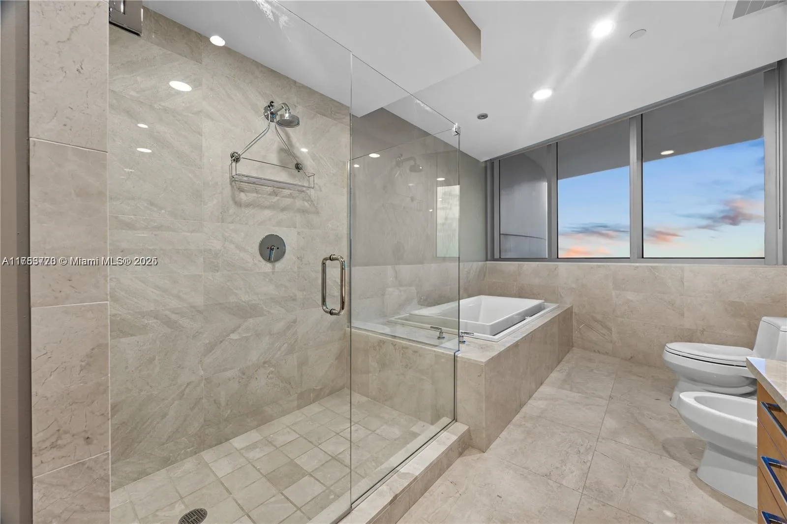 17001 Collins Ave # 4705, Sunny Isles Beach, FL 33160 photo 10