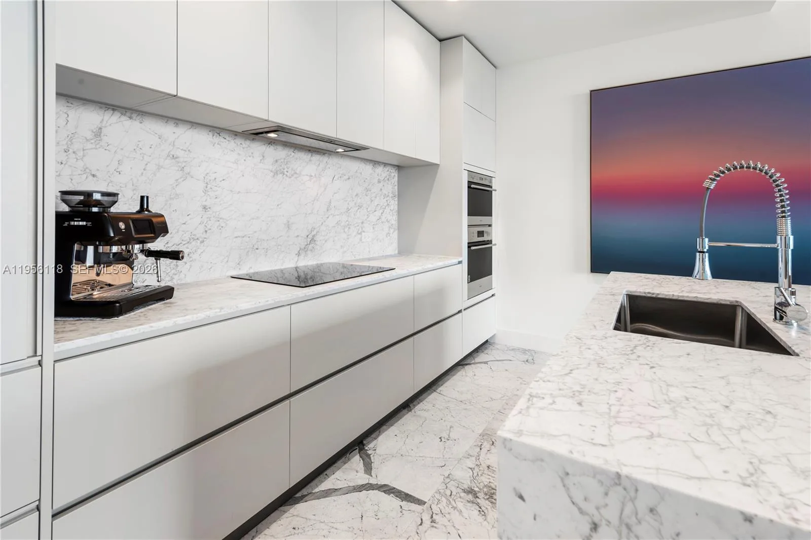 5775 Collins Ave # 1405, Miami Beach, FL 33140 photo 8