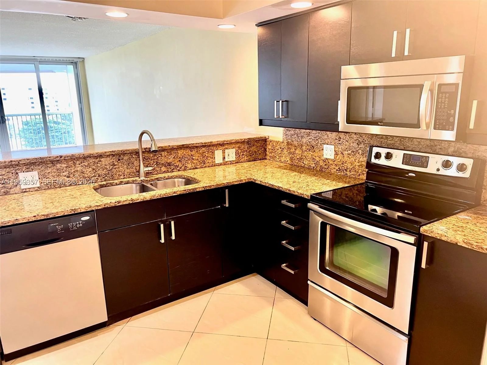 2940 N Course Dr # 910, Pompano Beach, FL 33069 photo 3