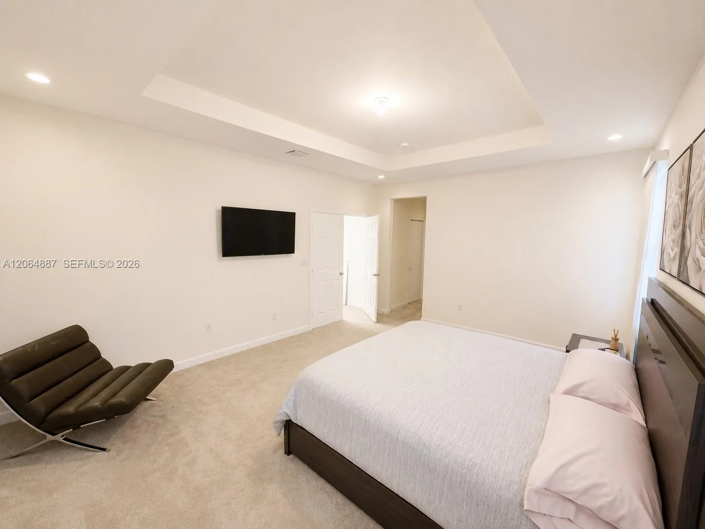 10614 W 35th Ln, Hialeah, FL 33018 photo 12