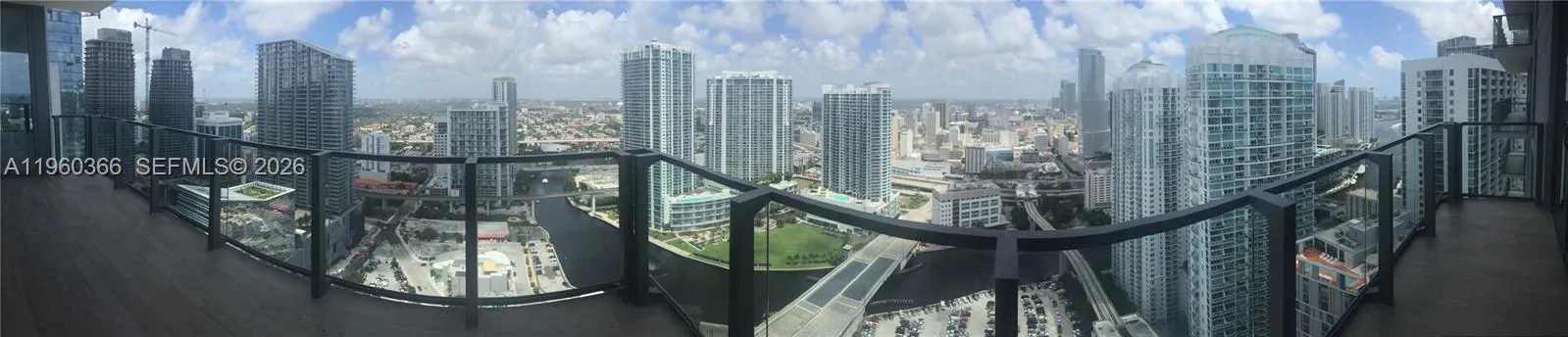 68 SE 6th St # 3412, Miami, FL 33131 photo 6