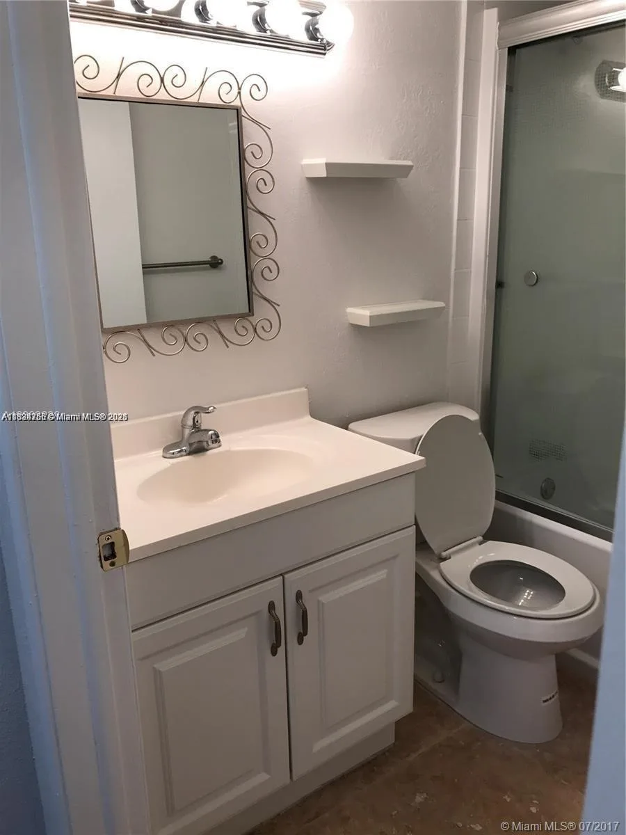 10288 NW 9th St Cir # 205, Miami, FL 33172 photo 10