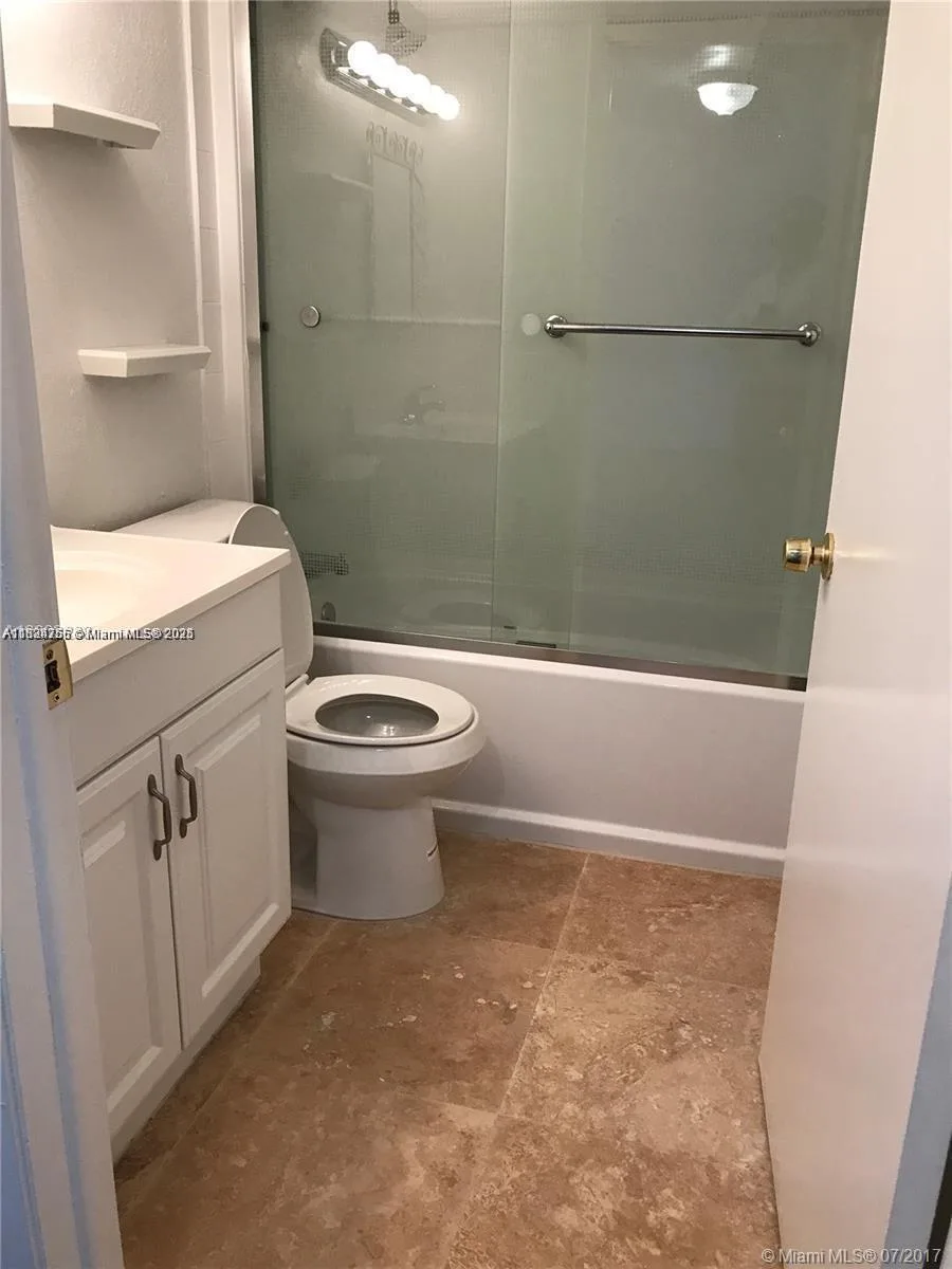10288 NW 9th St Cir # 205, Miami, FL 33172 photo 12