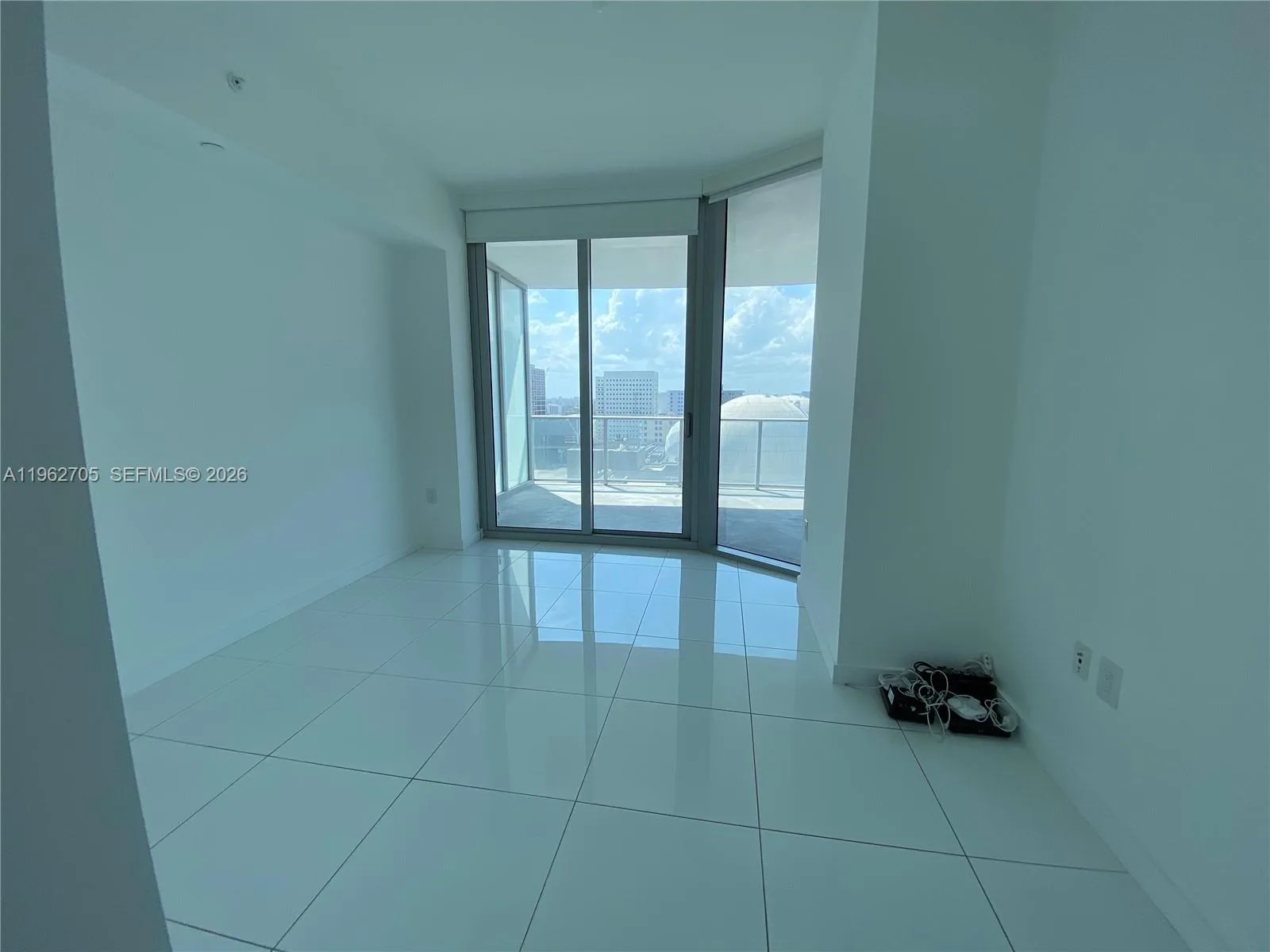 851 NE 1st Ave # 1508, Miami, FL 33132 photo 12