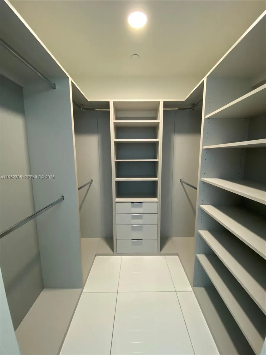 851 NE 1st Ave # 1508, Miami, FL 33132 photo 9
