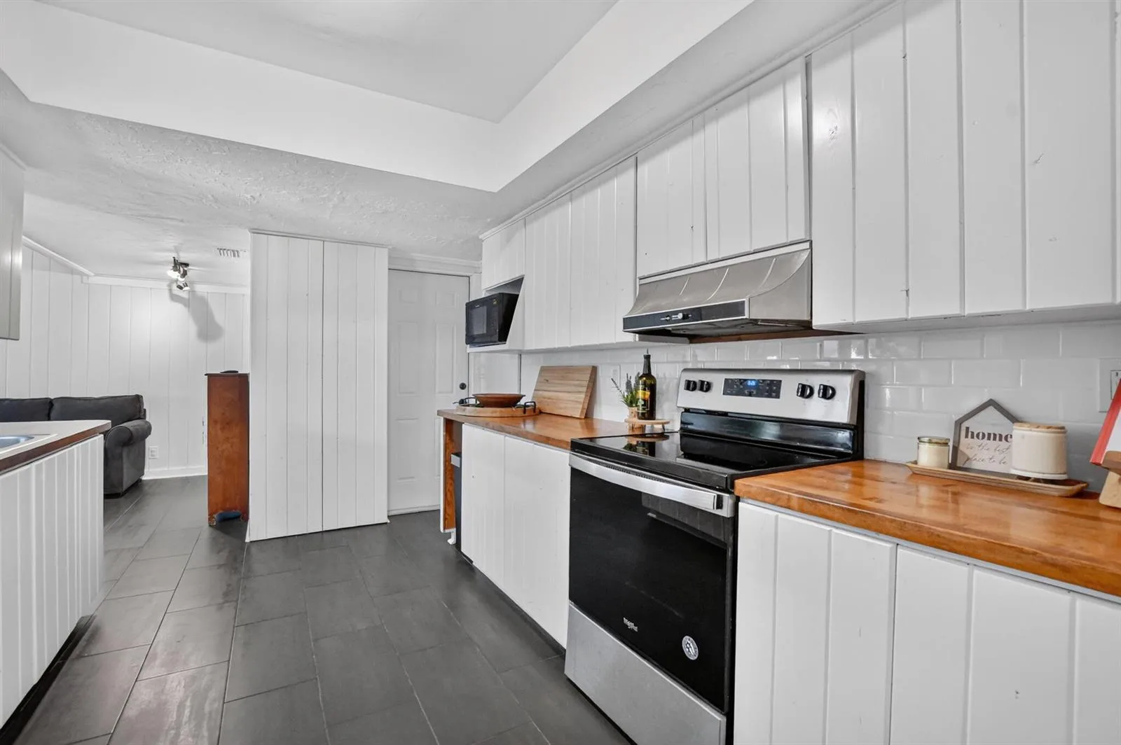 308 SE 2nd Street, Deerfield Beach, FL 33441 photo 9