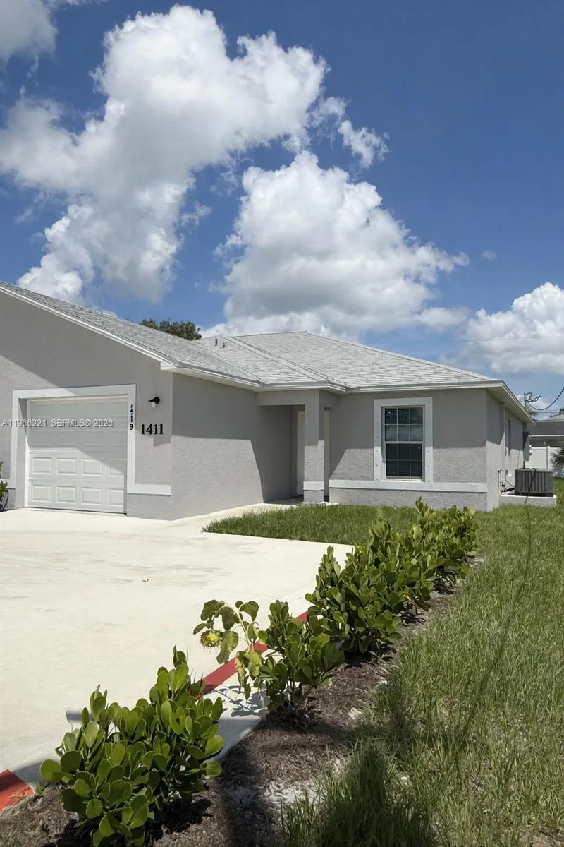 1411 Academy # 1411, Cape Coral, FL 33990