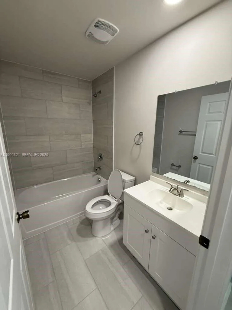 1411 Academy # 1411, Cape Coral, FL 33990 photo 5