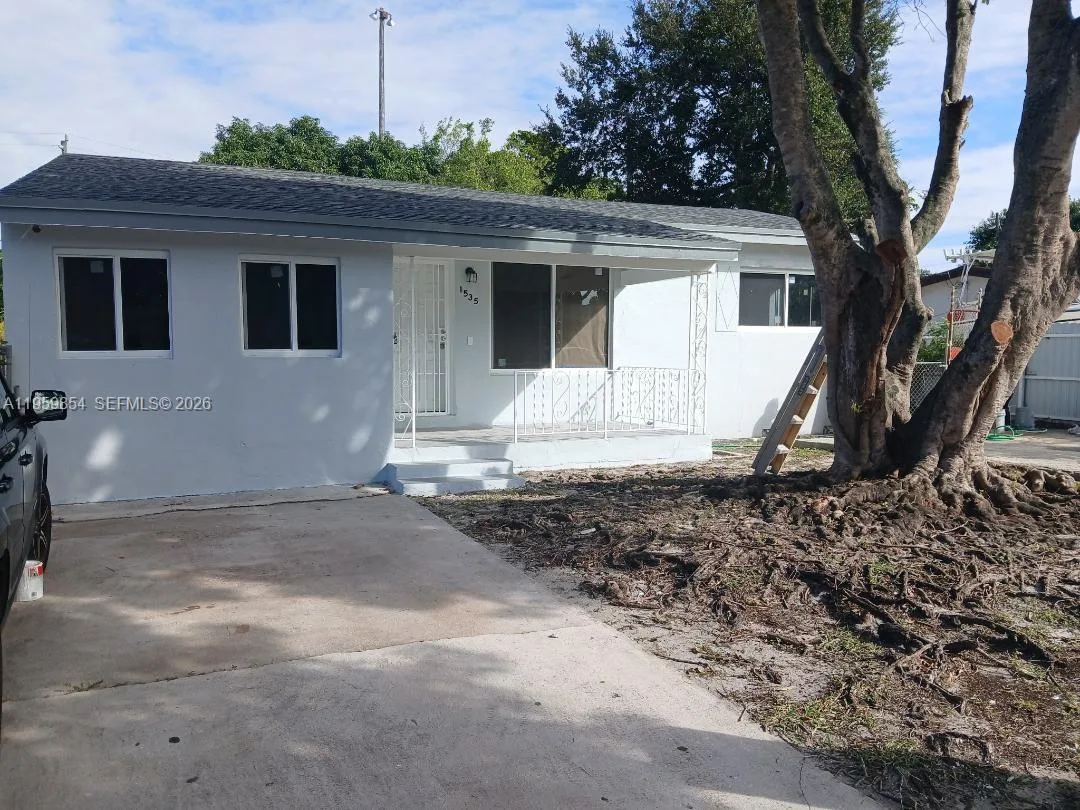 1535 NW 85th St, Miami, FL 33147