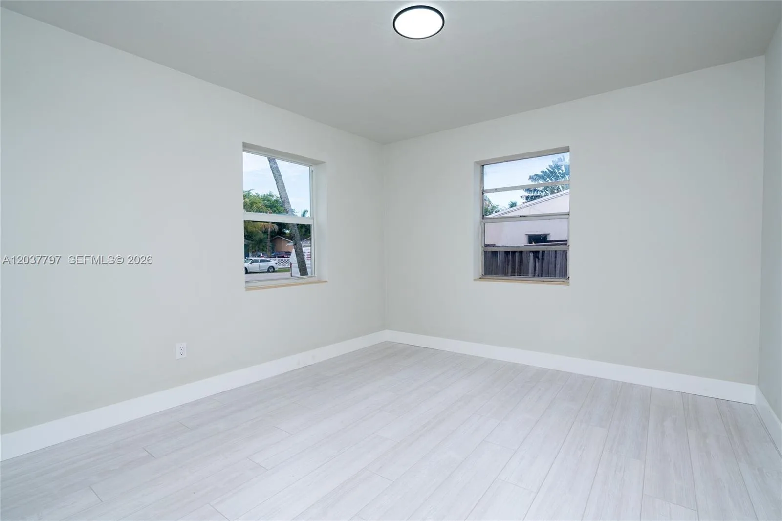 1550 NE 9th Ct, Homestead, FL 33033 photo 11