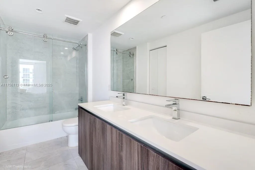 488 NE 18th St # 4904, Miami, FL 33132 photo 12