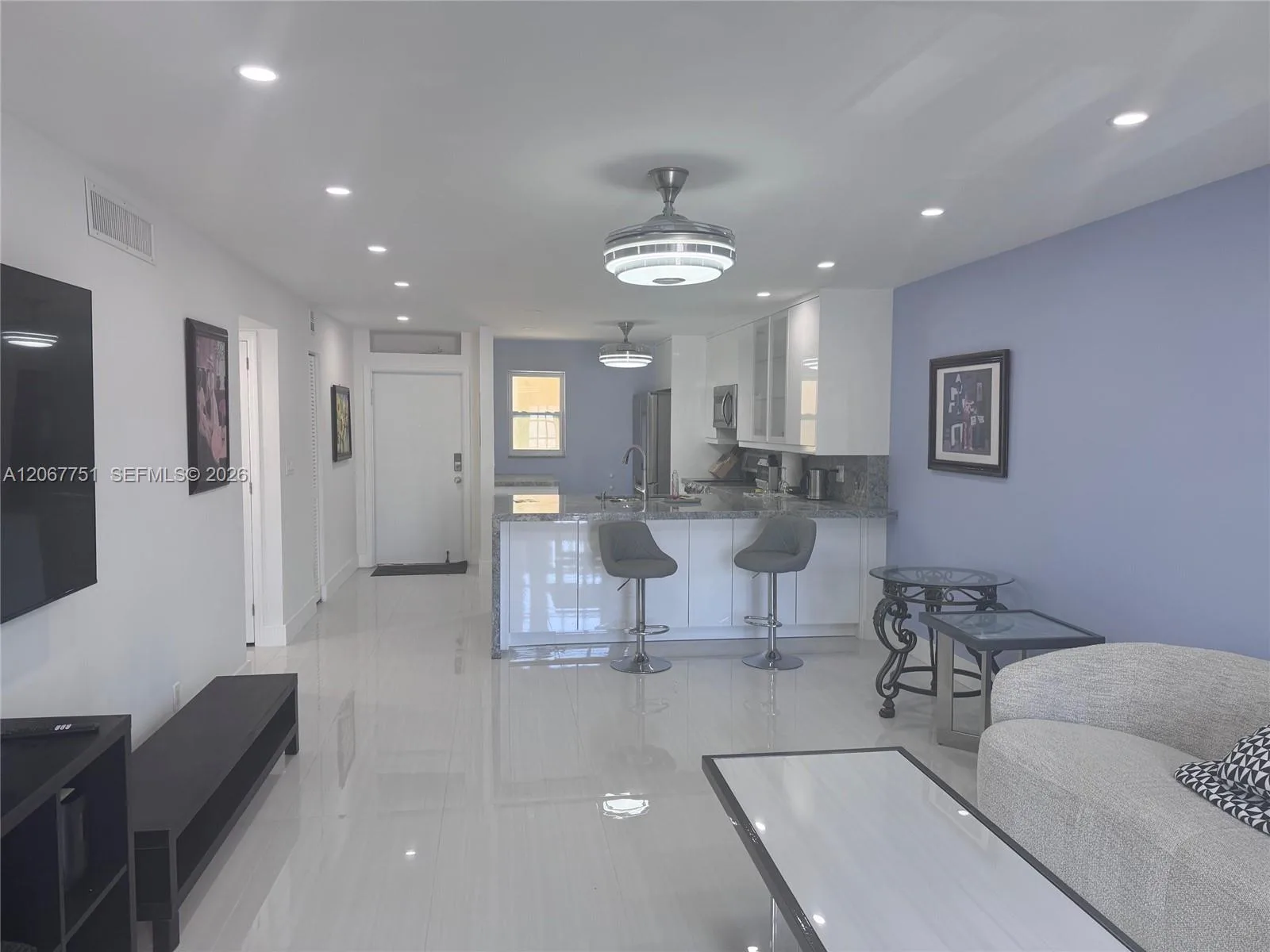 410 SE 2nd St # 223, Hallandale Beach, FL 33009 photo 2