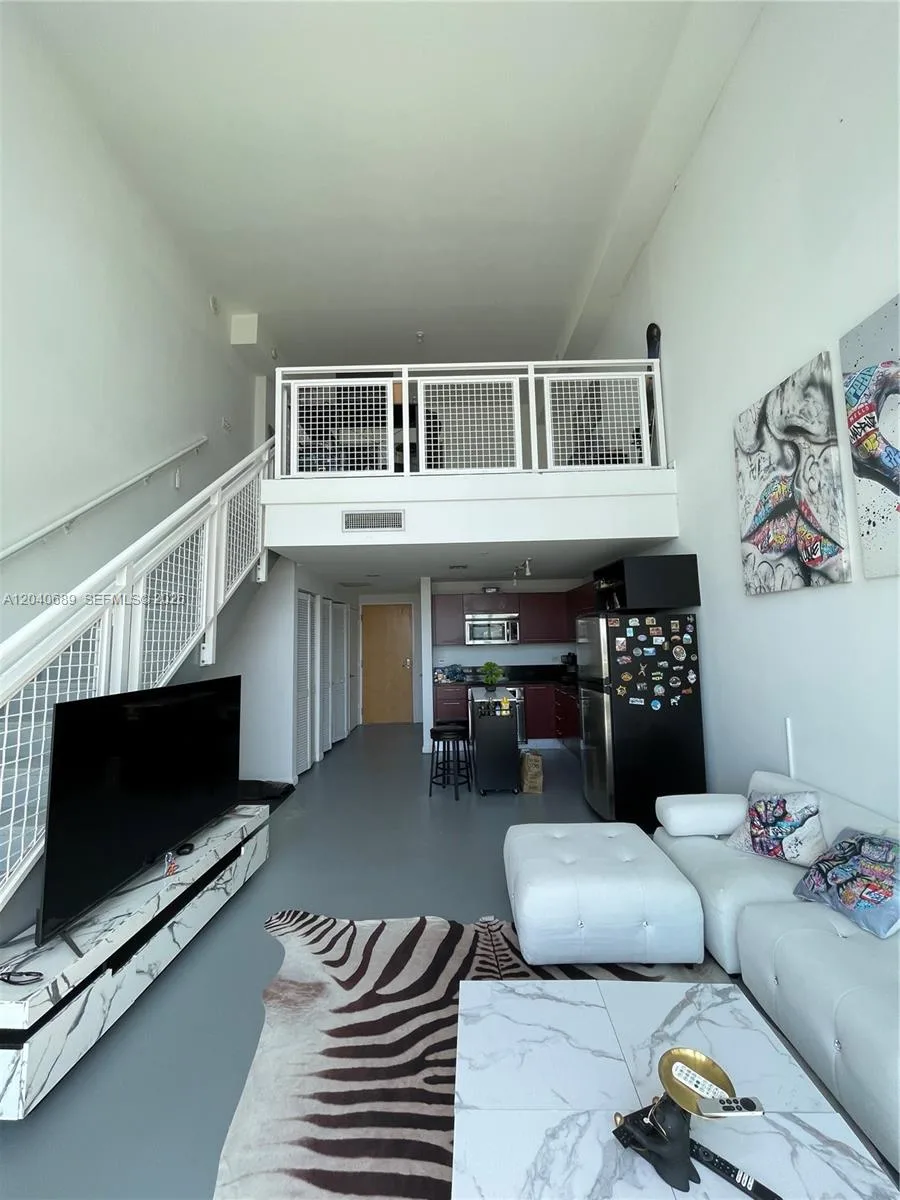 253 NE 2nd St # 632, Miami, FL 33132