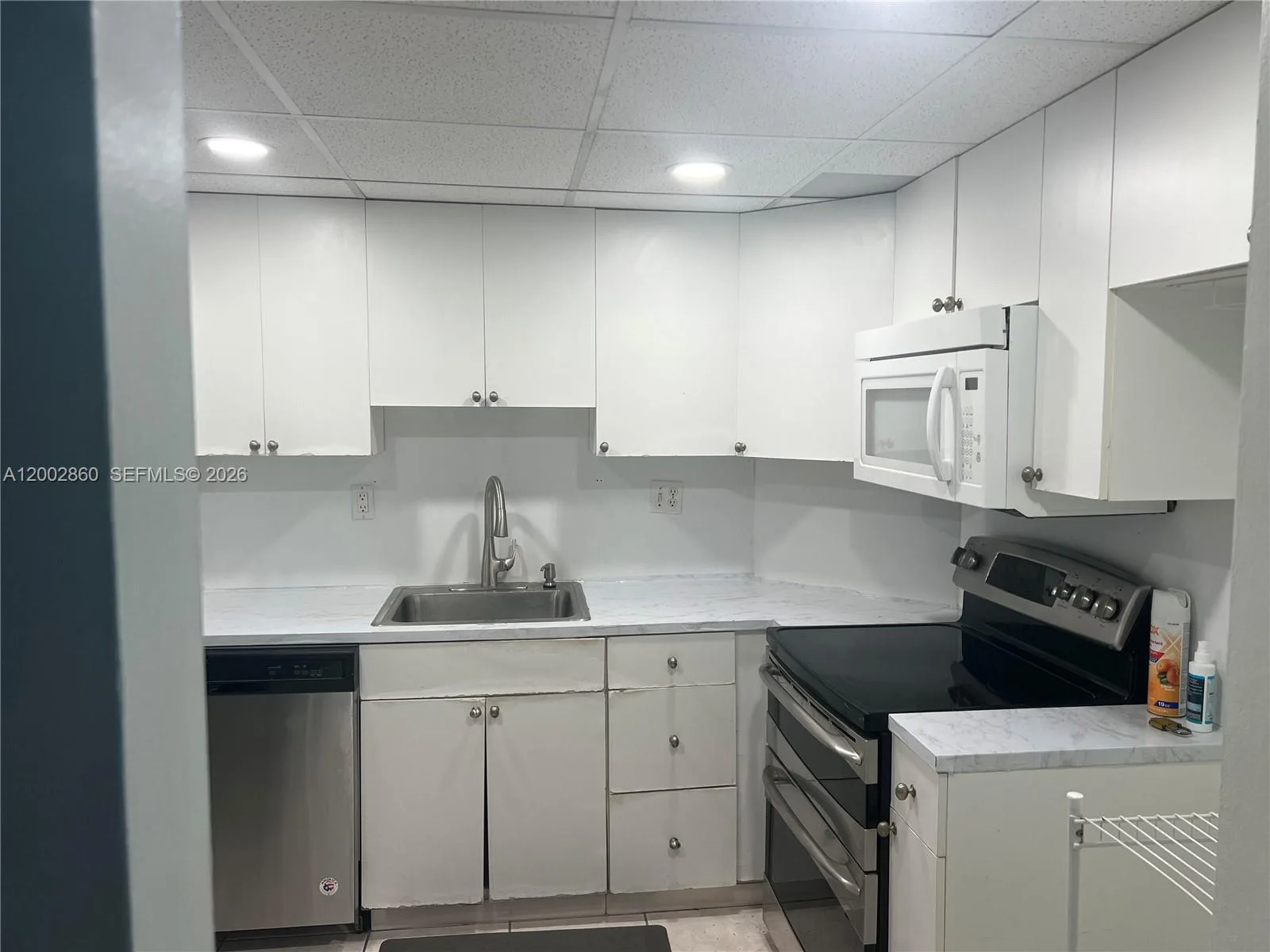 300 Bayview Dr # 1410, Sunny Isles Beach, FL 33160 photo 5