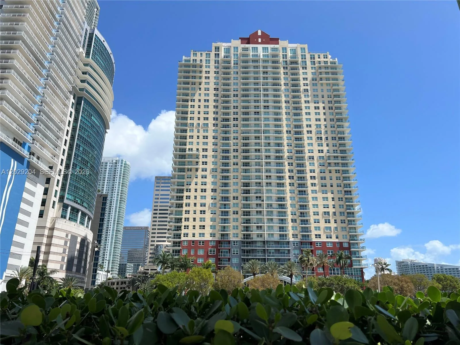 1155 Brickell Bay Dr # 2701, Miami, FL 33131