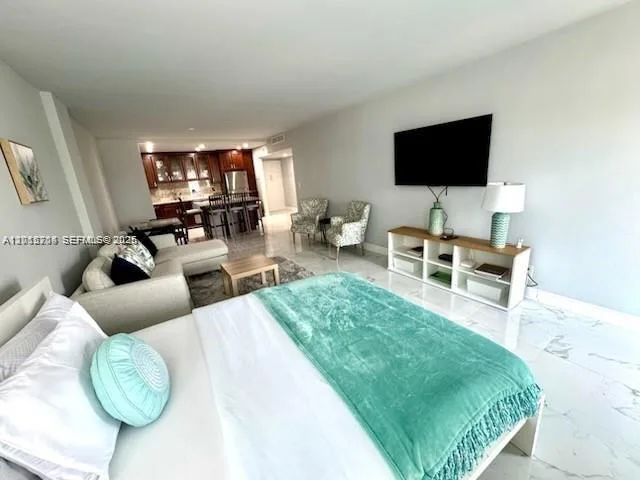 19370 Collins Ave # 826, Sunny Isles Beach, FL 33160 photo 3