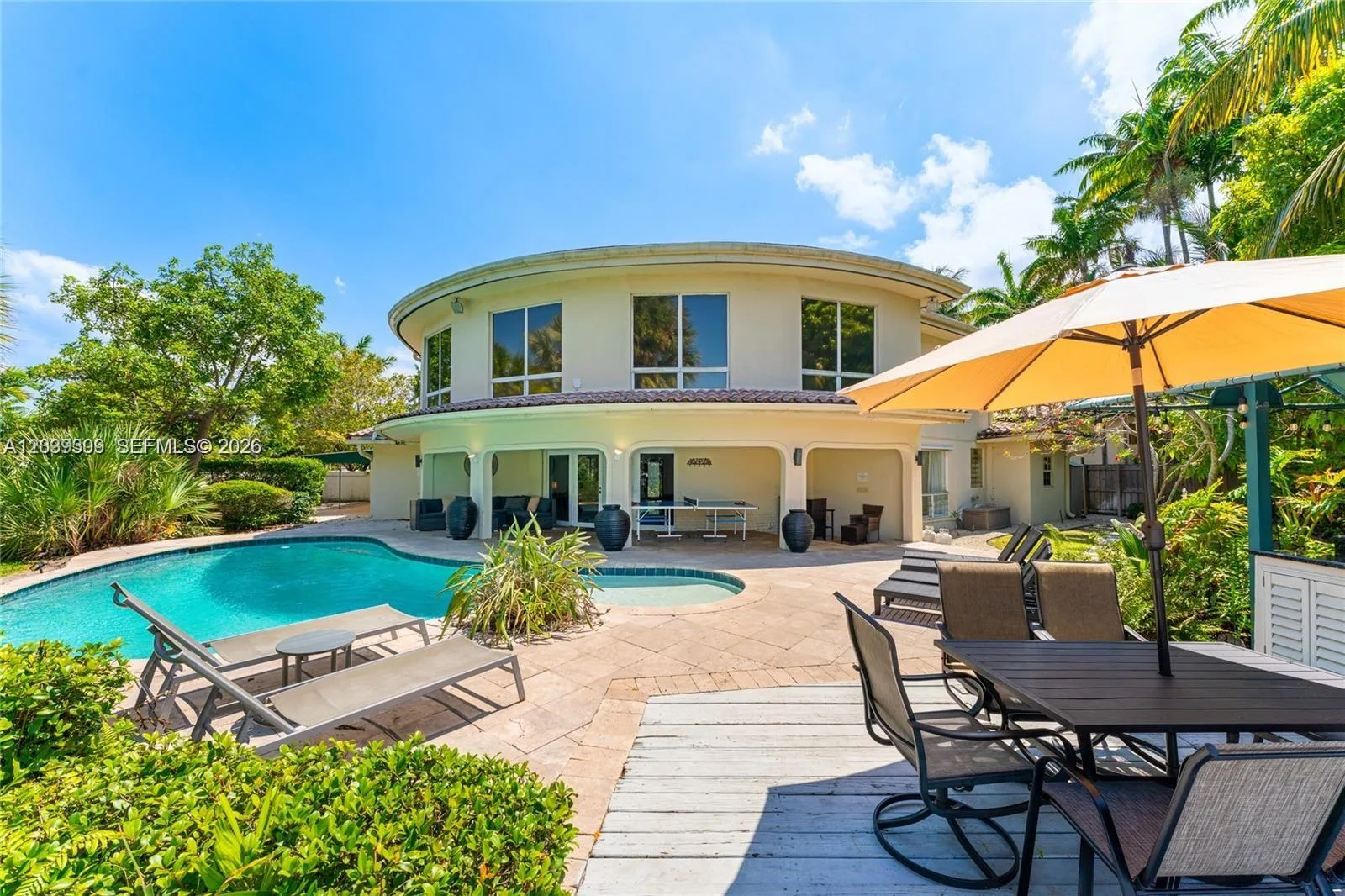 1809 Coral Gardens Dr, Wilton Manors, FL 33306