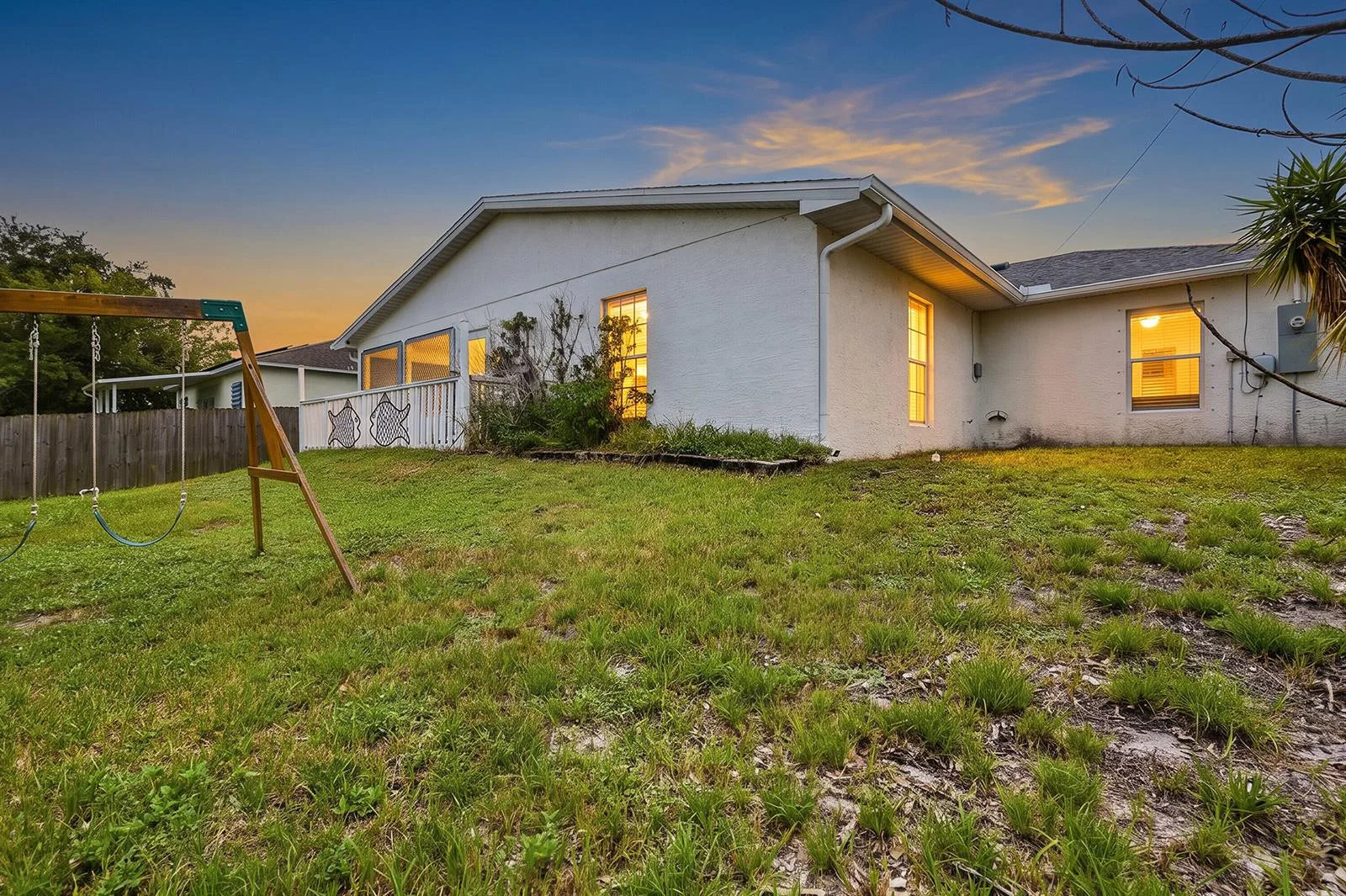 7856 101st Avenue, Vero Beach, FL 32967 photo 2