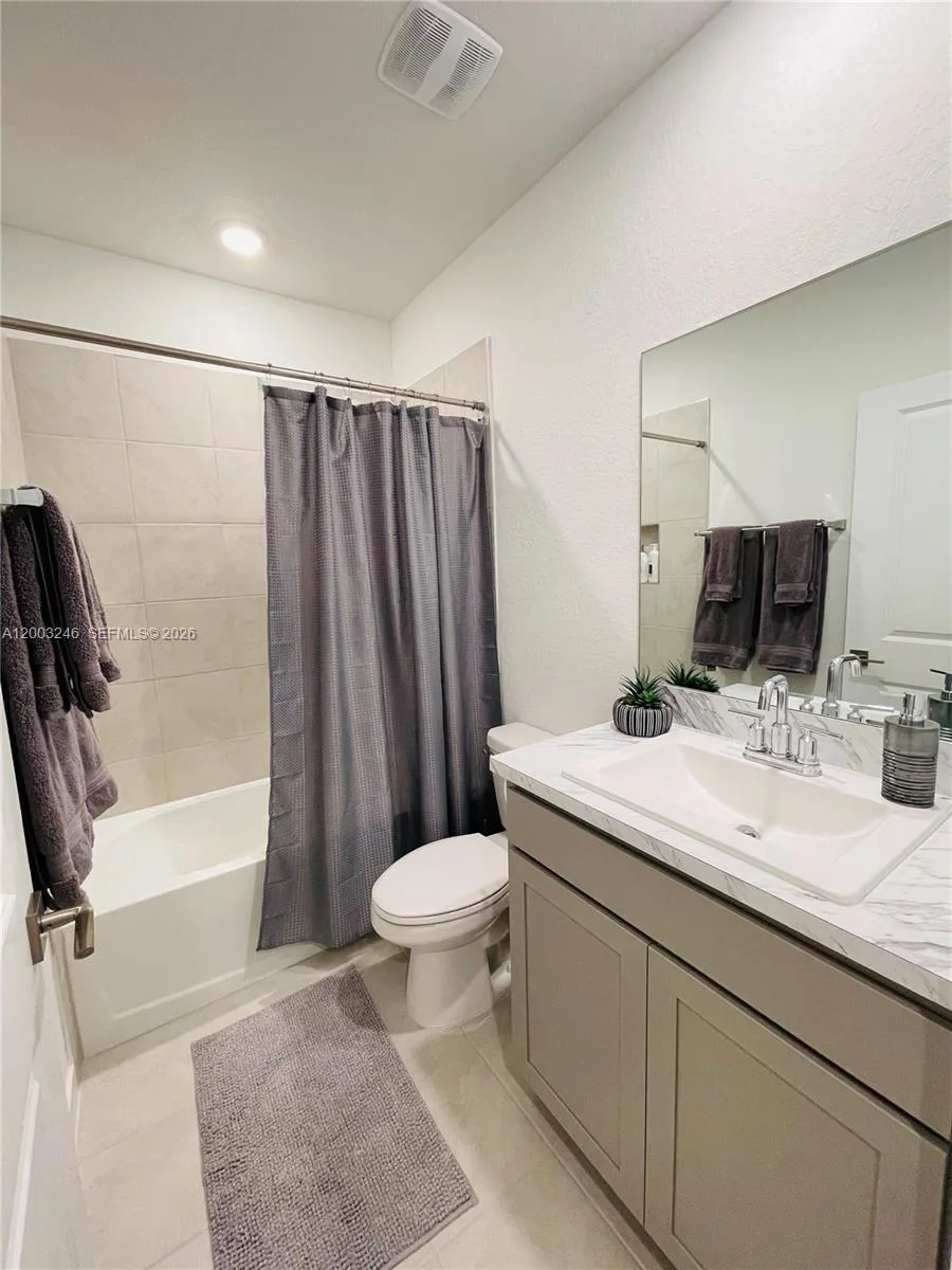 916 SE 19th St # 916, Homestead, FL 33034 photo 13