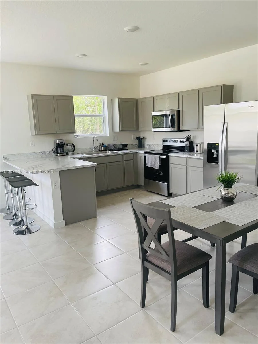 916 SE 19th St # 916, Homestead, FL 33034 photo 7