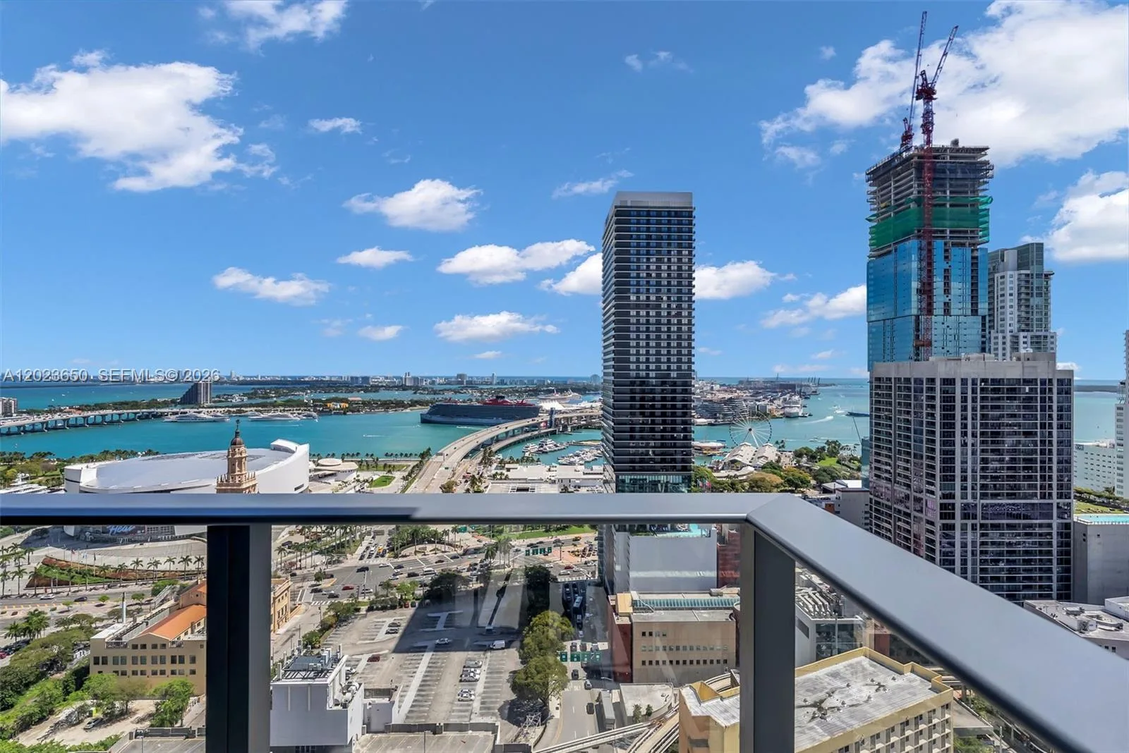 121 NE 5th St # 3401, Miami, FL 33132