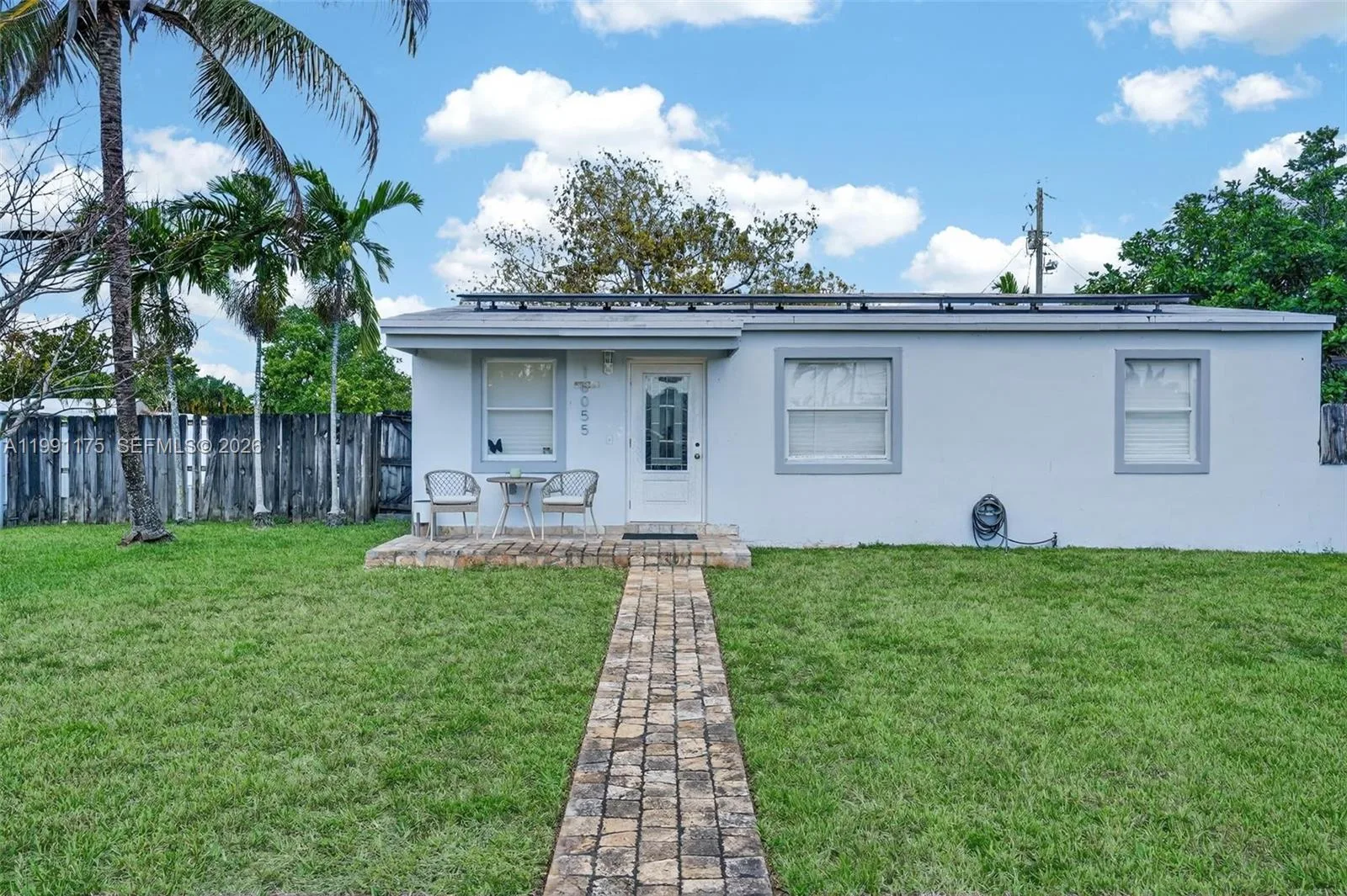 10055 SW 52nd Ter, Miami, FL 33165 photo 4