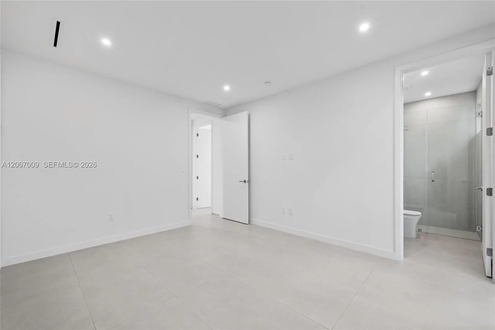 2980 SW 2nd St # LEFT, Miami, FL 33135 photo 13