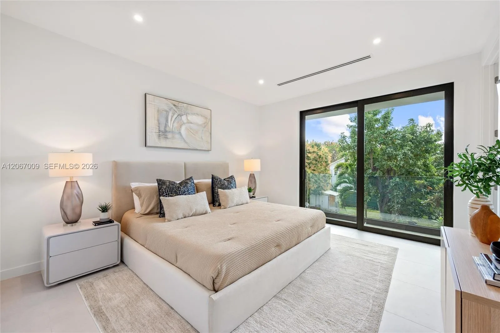 2980 SW 2nd St # LEFT, Miami, FL 33135 photo 9