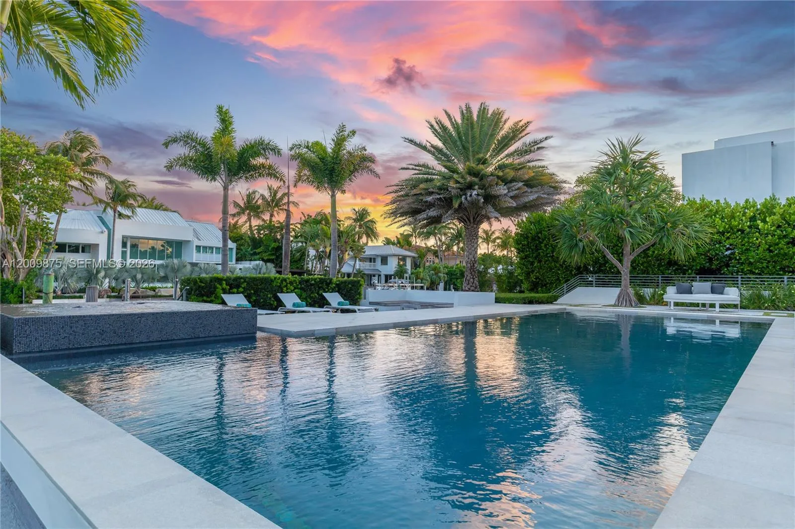 120 Knollwood Dr, Key Biscayne, FL 33149 photo 5