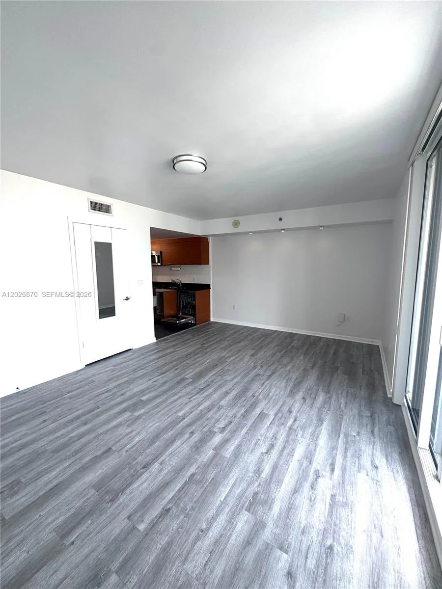 50 Biscayne Blvd # 3303, Miami, FL 33132 photo 5