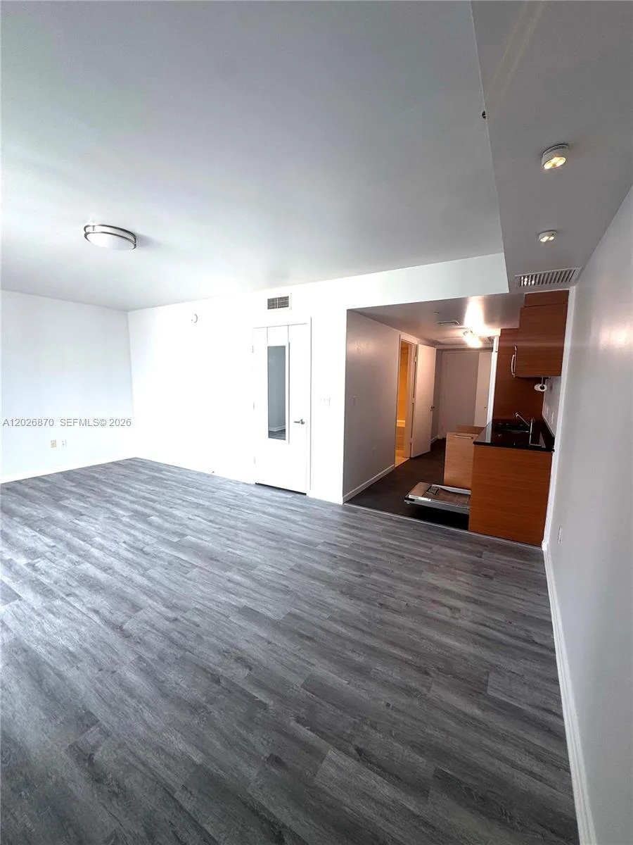 50 Biscayne Blvd # 3303, Miami, FL 33132 photo 6