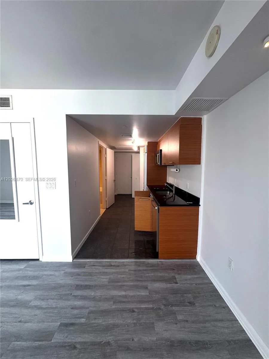 50 Biscayne Blvd # 3303, Miami, FL 33132 photo 8