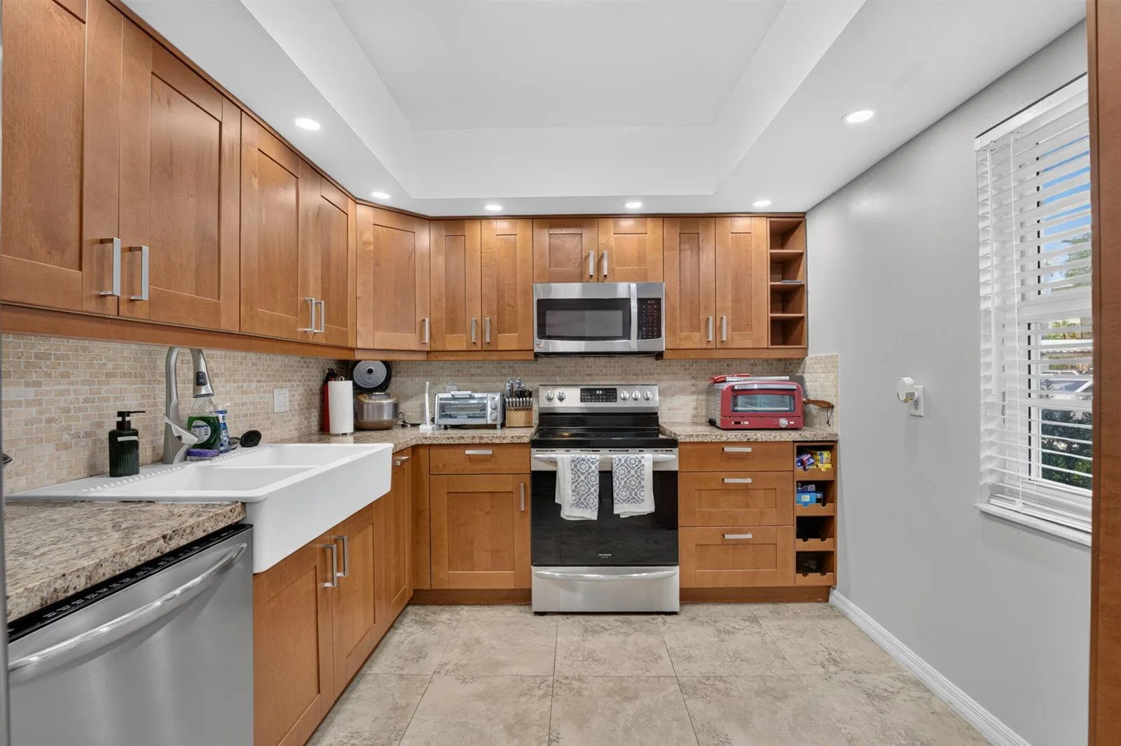 3960 Oaks Clubhouse # 110, Pompano Beach, FL 33069 photo 6
