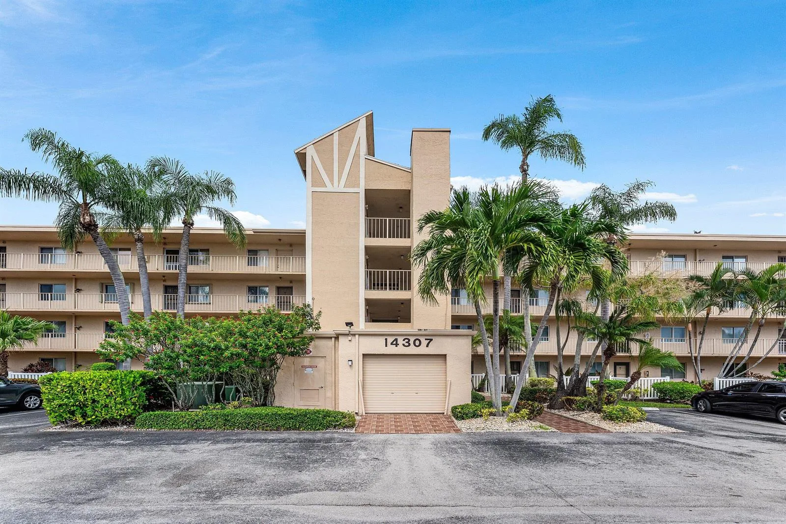 14307 Bedford Drive # 204, Delray Beach, FL 33446