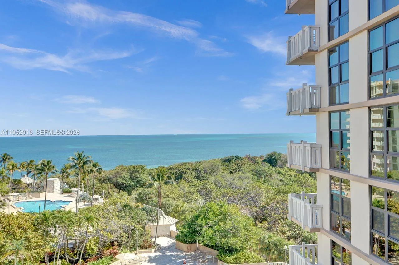 1121 Crandon Blvd # D706, Key Biscayne, FL 33149 photo 4