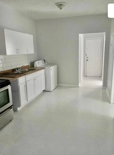 441 NW 18th Avenue, Fort Lauderdale, FL 33311 photo 2