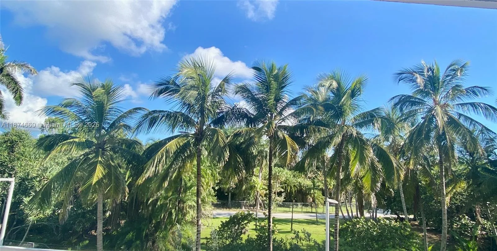 177 Ocean Lane Dr # 212, Key Biscayne, FL 33149