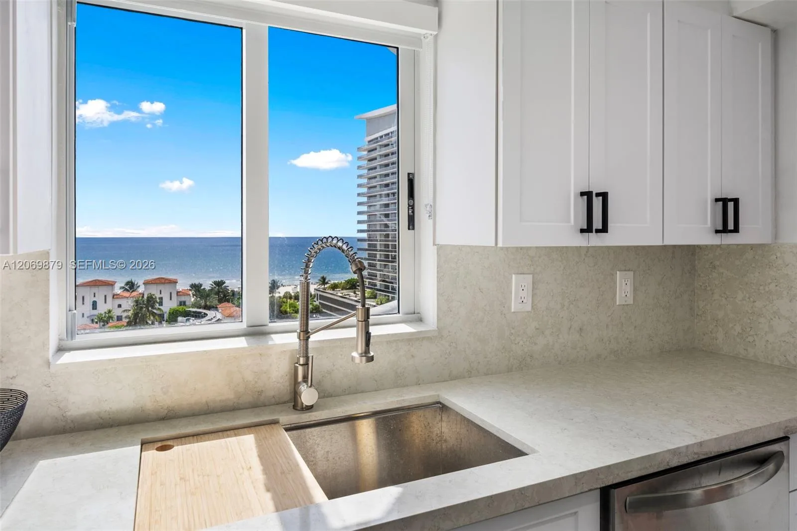 5900 Collins Ave # 1204, Miami Beach, FL 33140 photo 13