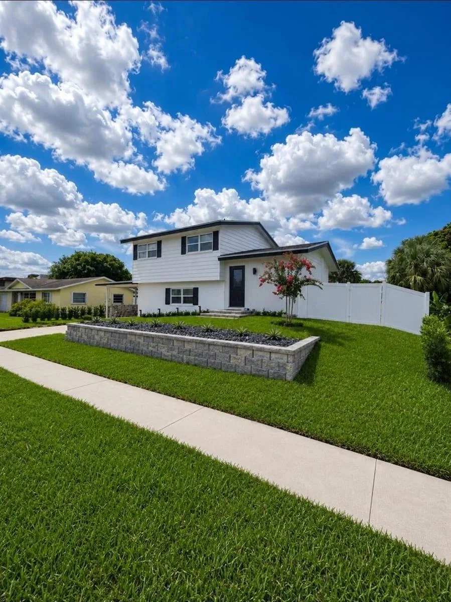 214 SW 4TH Street, Boca Raton, FL 33432 photo 2
