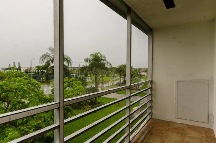 251 Mansfield F # 251F, Boca Raton, FL 33434 photo 9