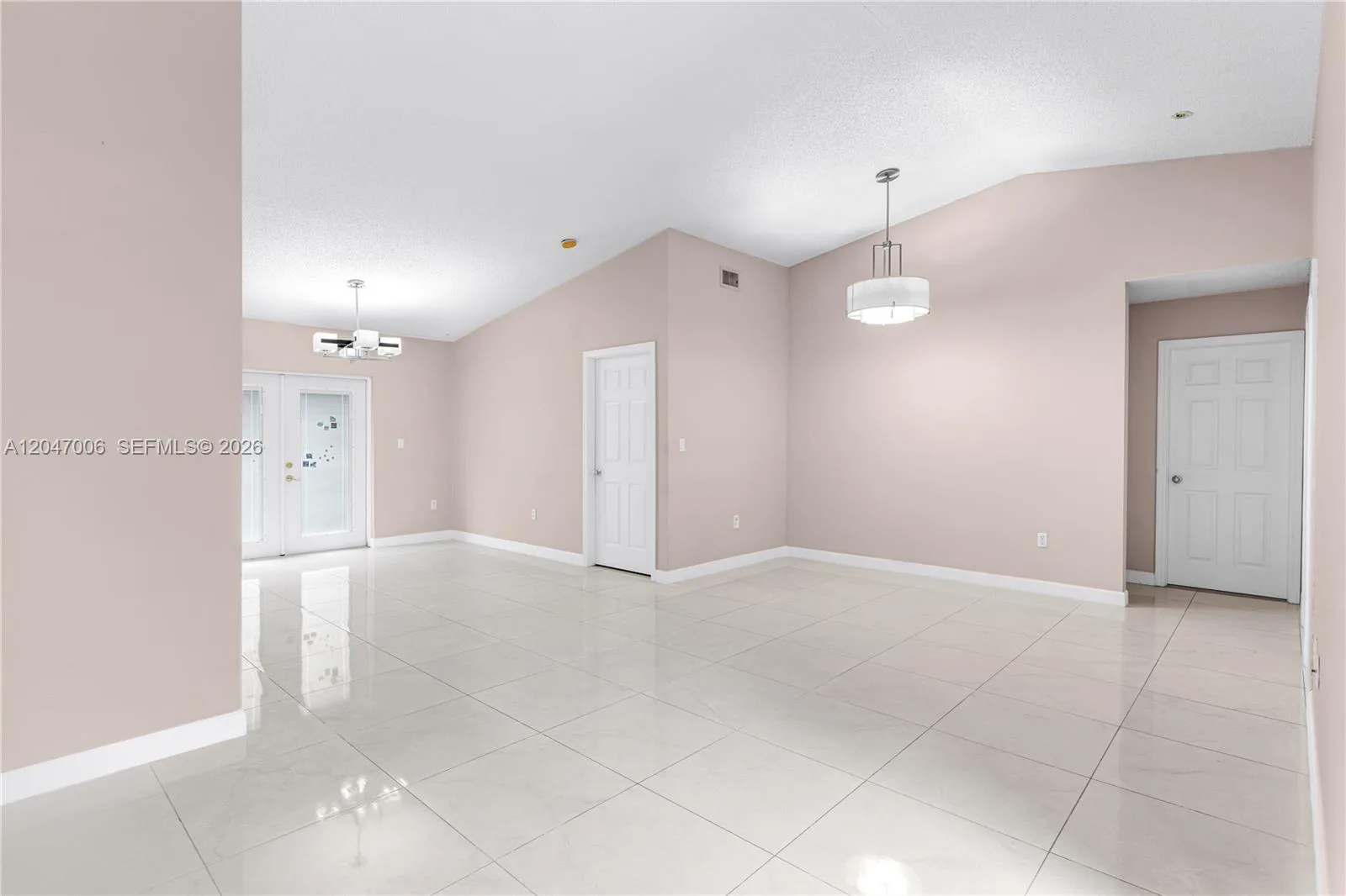 8433 NW 189th St # 1104, Hialeah, FL 33015 photo 2