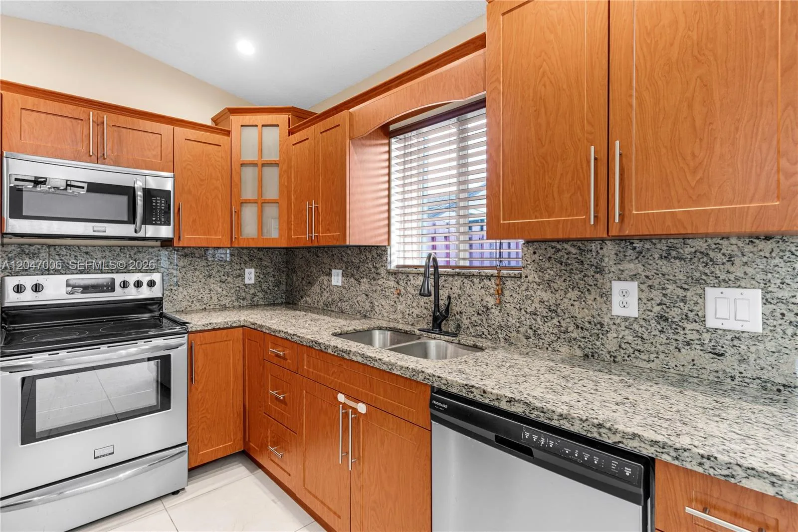 8433 NW 189th St # 1104, Hialeah, FL 33015 photo 5
