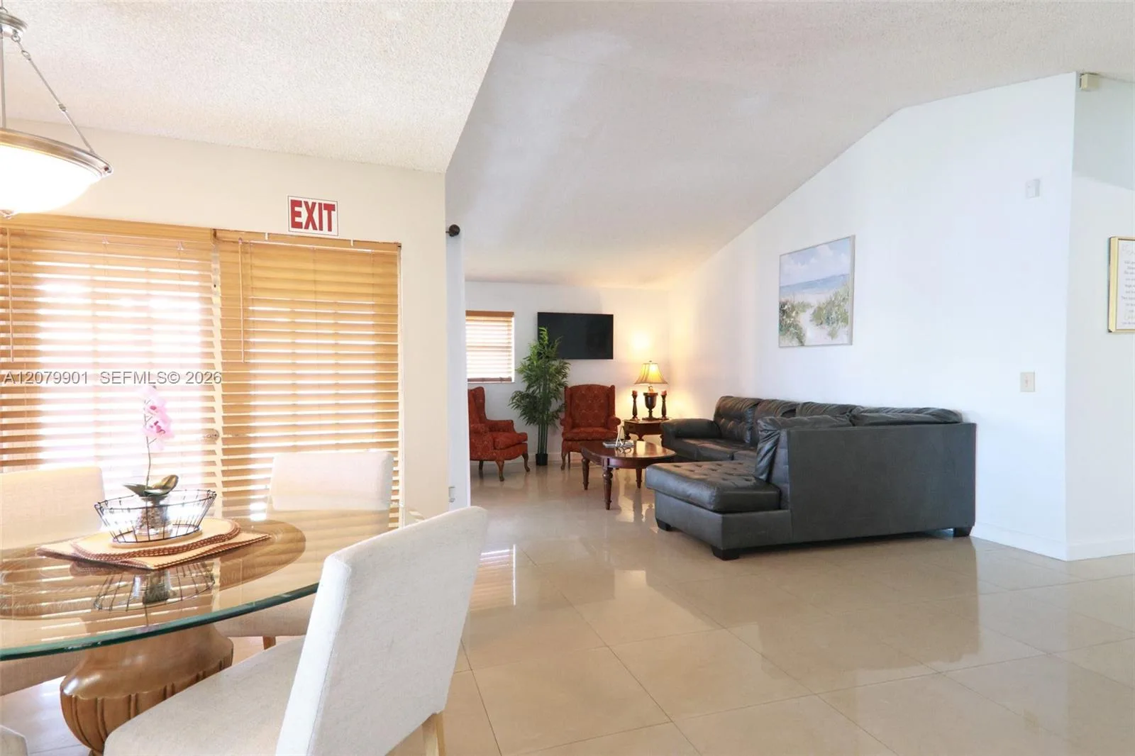 9620 SW 9th Ct, Pembroke Pines, FL 33025 photo 10