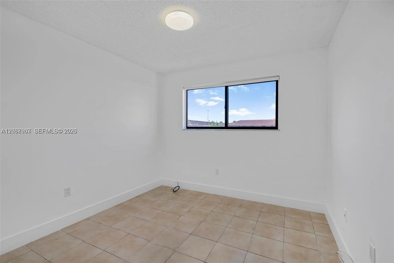 8095 NW 8th St # 215, Miami, FL 33126 photo 12