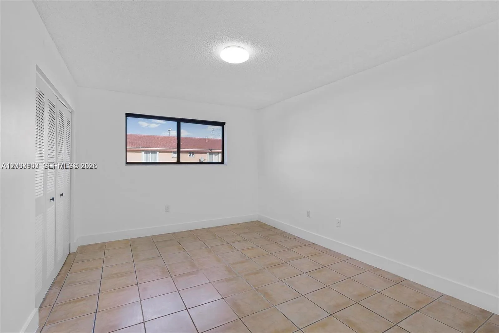 8095 NW 8th St # 215, Miami, FL 33126 photo 9