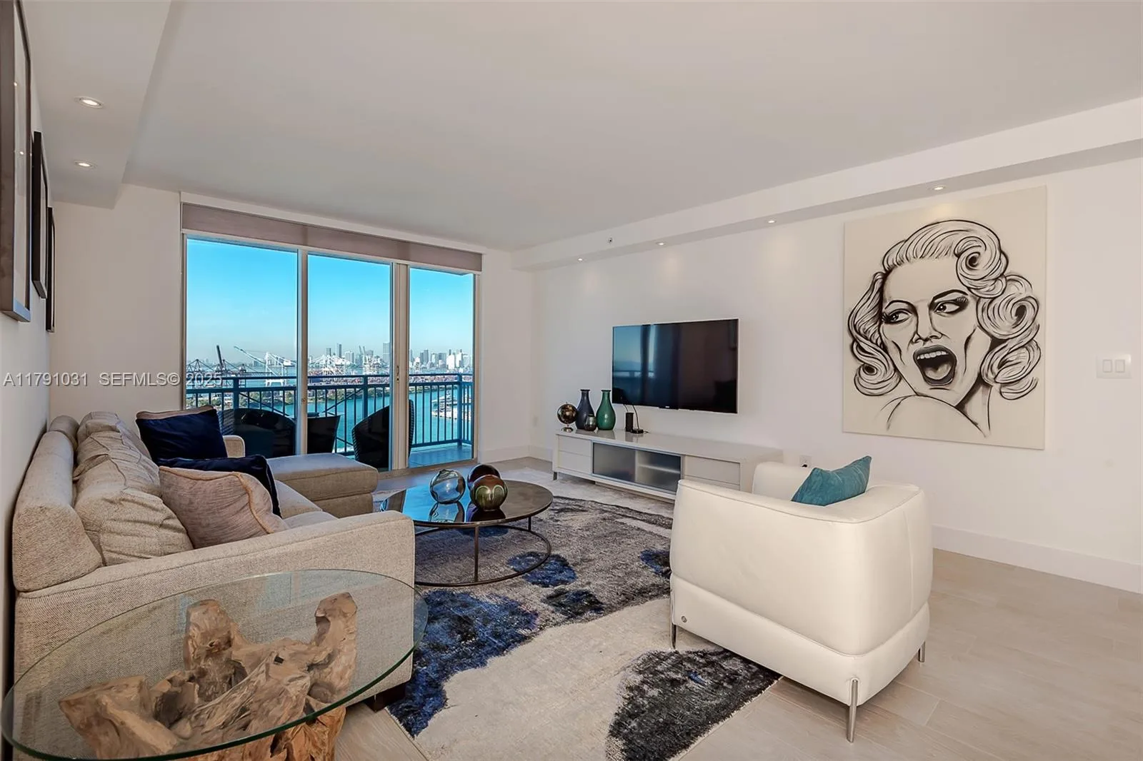 90 Alton Rd # 2410, Miami Beach, FL 33139 photo 3