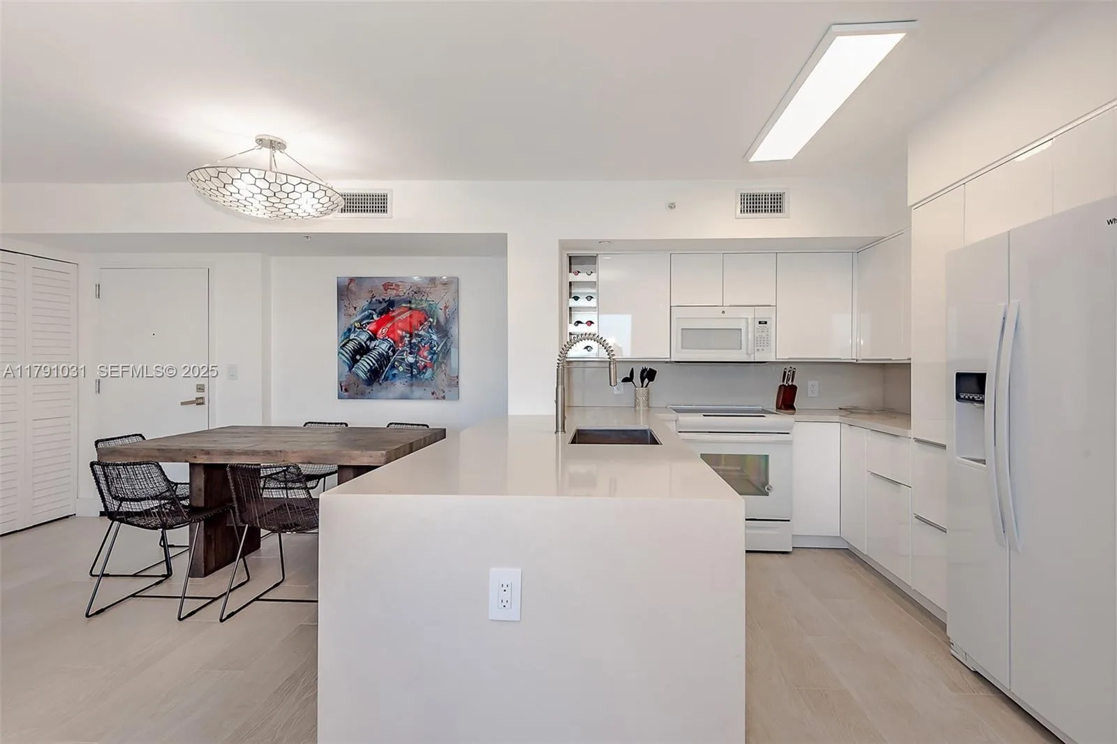 90 Alton Rd # 2410, Miami Beach, FL 33139 photo 9